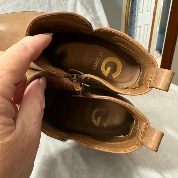 G by Guess ankle boots, tan, size 6 1/2 - Picture 4 of 5